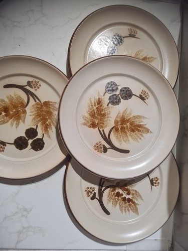 Denby cotswold side plates - 4,