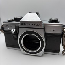 PRAKTICA MTL 5 SLR Camera