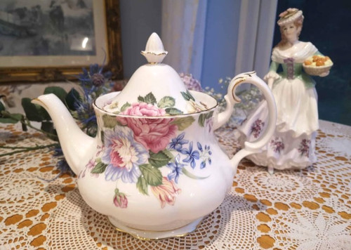 Royal albert beatrice large - royal,