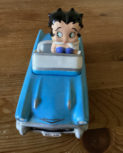 Betty boop 1957 - chevy, bel