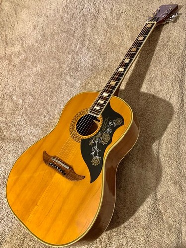 Kawai acoustic guitar - kawai, japan
