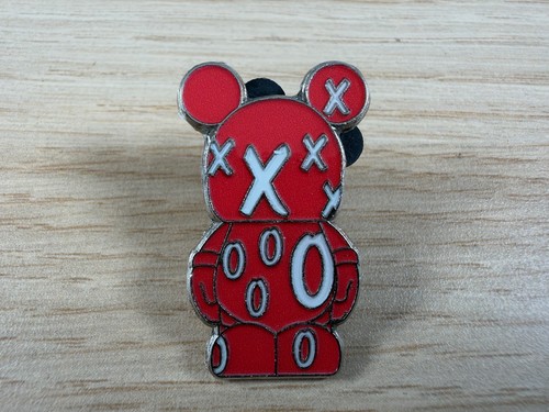 Disney trading pin - disney, vinylmation