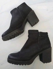 Vagabond Black Leather Ankle