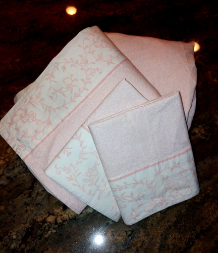 4pc laura ashley queen - 4pc,