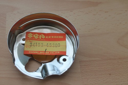 Suzuki speedo cover nos - suzuki,