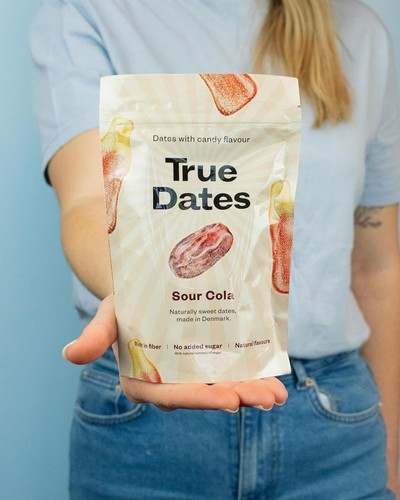 True dates sour cola - dates,