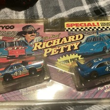 Tyco Richard Petty NASCAR Twin