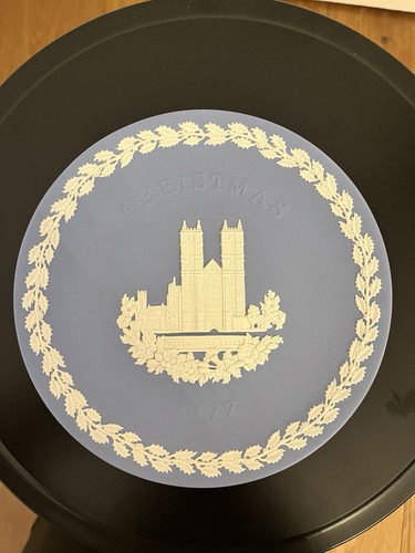 Wedgwood christmas plate boxed - plate,