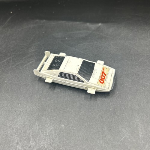 1977 corgi junior 007 lotus - 1977,