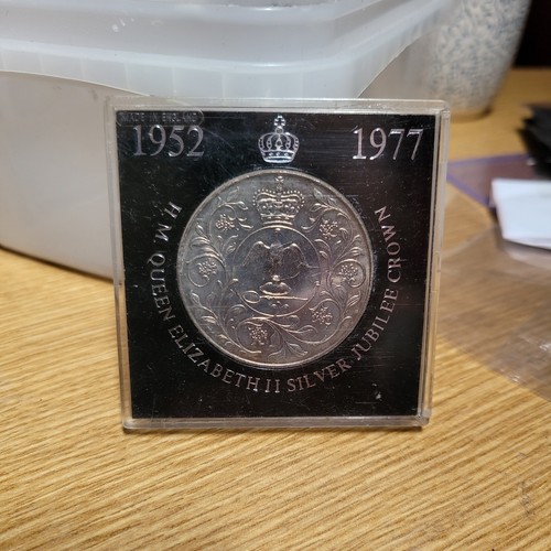 1952 1977 queen elizabeth - 1952,