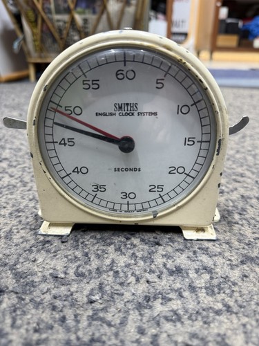Smiths winding stopwatch clock - smiths,
