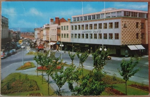 The parade and north street - parade,