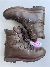 British Army Issue Altberg  Defender Boots Size 8 M Brown Leather Combat
