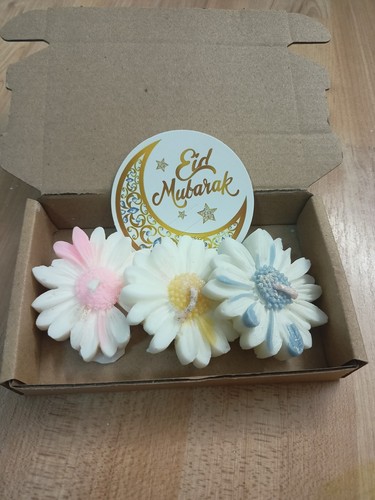 Eid mubarak gift - mubarak, daisy