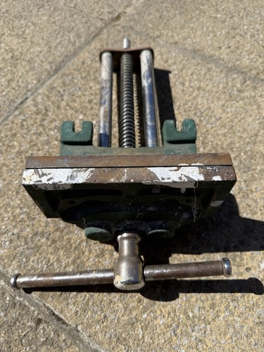 Bench vice carpenters - 7”,