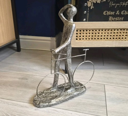 Minimalist metal ornamental - metal,