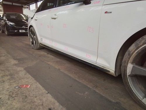 Right side skirt audi - skirt, mk5