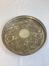 Large Vintage Round Silver Etched Gallaried Drinks Serving Tray (31cm)