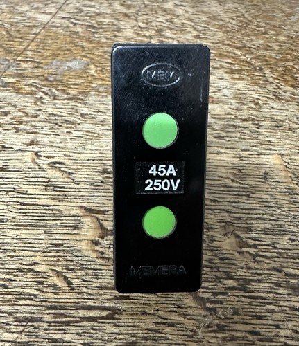 Mem amp carrier and fuse - carrier,