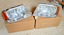 1999 Jeep Grand Cherokee – Genuine OEM Headlight – Excellent Used Condition