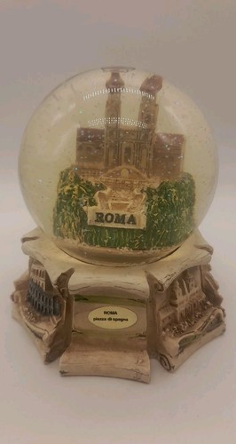 Snow globe dome italy - snow,