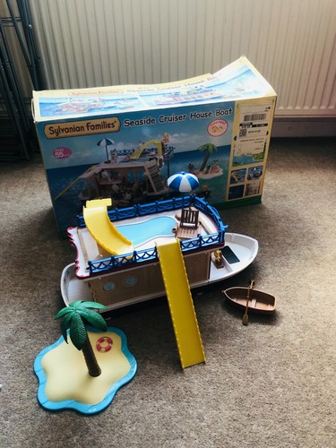 Sylvanian families seaside - families,