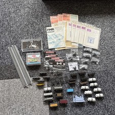 Large Joblot of Peco Train Carriages, Wagon wheels and parts 1:148 Scale mixed