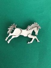 Cute. !!   VINTAGE Horse Brooch By METZKE