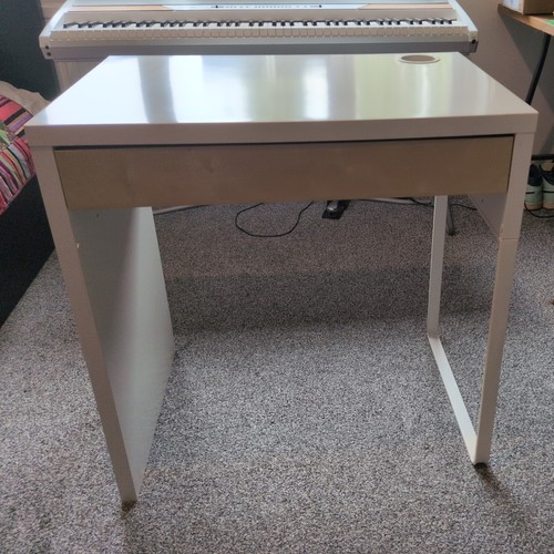 Ikea micke desk white beigh - ikea,