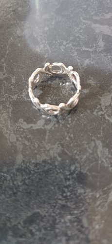 Tiffany silver signature - &,