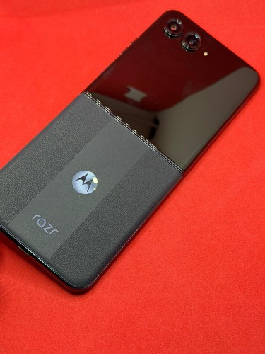 Motorola razr ultra 512gb - 50,