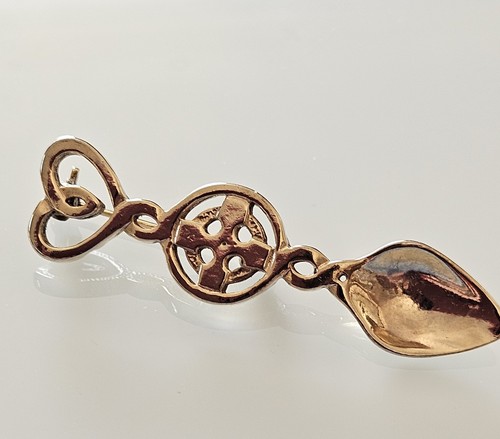 Goldtone welsh love spoon - welsh,