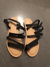 BNWT Ladies Black Sandals By Papaya At Matalan (Size 6)