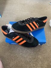 Size 9 - adidas Brussels Black