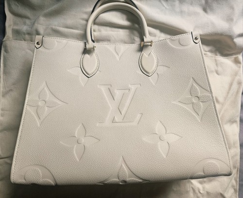 Louis vuitton onthego - mm, cream