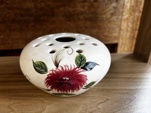 Vintage radford flower - flower, frog