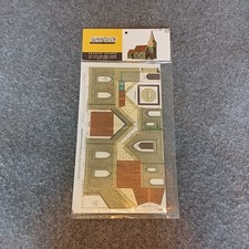 Superquick B 29 Country Church. Model Railway Building. New In Pack. OO Gauge.