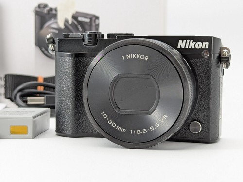 Nikon mirrorless digital - j5,