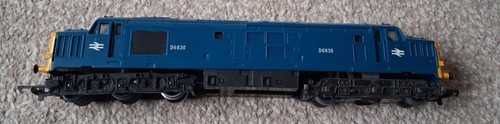 R751 hornby triang class - oo,