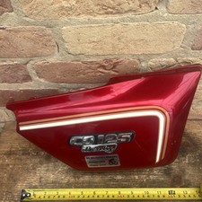 HONDA CD125 CD 125 BENLY  RIGHT SIDE PANEL / Red