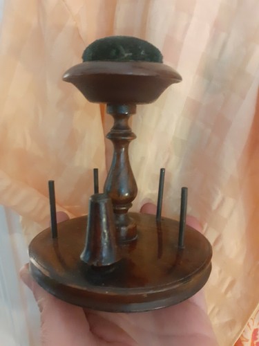 Treen wood antique thread - antique,