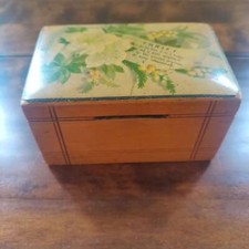 Vintage thrift sandalwood