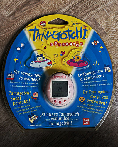 2004 bandai tamagotchi - 2004,