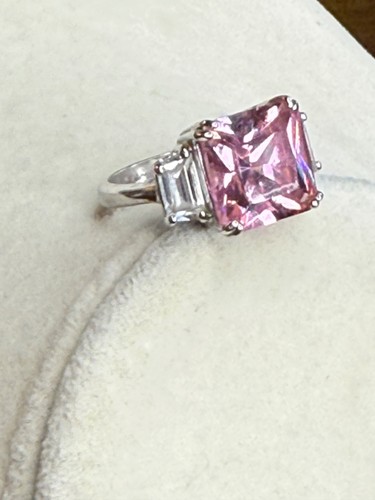 Elegant pink princess cut - elegant,