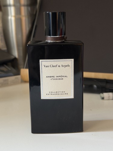 Van cleef arpels - &, ambre