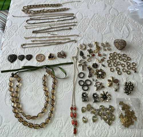 Job lot mainly broken costume - lot,