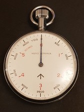 Vintage Nero Lemania British