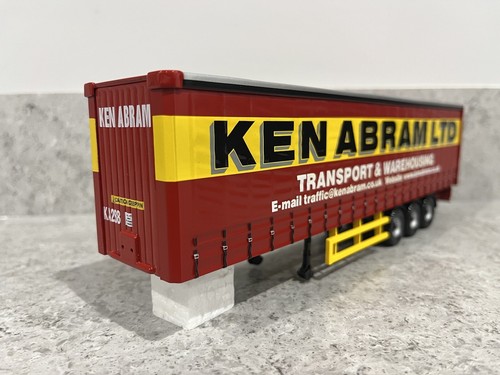 Corgi tri axle curtainside - -,