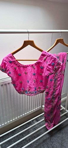 Women pink sari - pink,