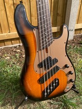 Dingwall SP1-5 Bass Vintage Burst